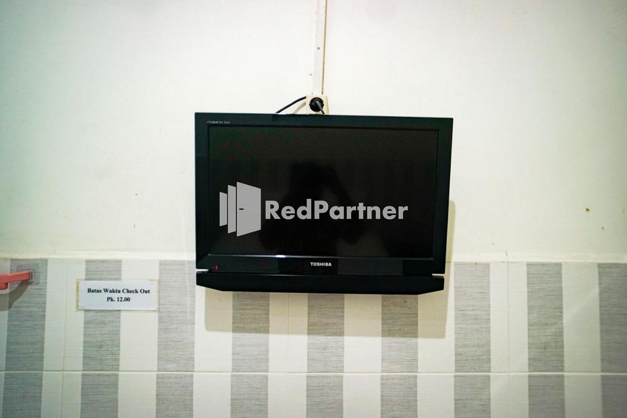 Hoki Homestay Redpartner Сурабая Экстерьер фото